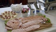 Gyulai m�jusi csemeg�t, gyulai zala felv�gottat, gyulai m�jast �s gyulai virslit egyenek a gyerekek!