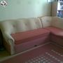 egy halv�ny s�rga-terakotta sz�nű �gyazhat�, �gyneműtart�s sarok�lő.  M�ret:250X150cm, fekvőf:120X200cm. Az �gyneműtart�s r�sz�n�l kicsit ki van �lve a szivacs, de ez k�nnyen cser�lhető. �rd.: 06 30/842 9122.