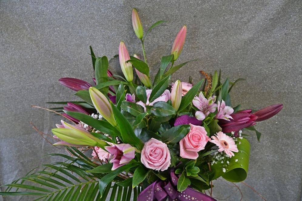 Válassz ajándékot a téli névnapokra a Tünde virágüzletban!