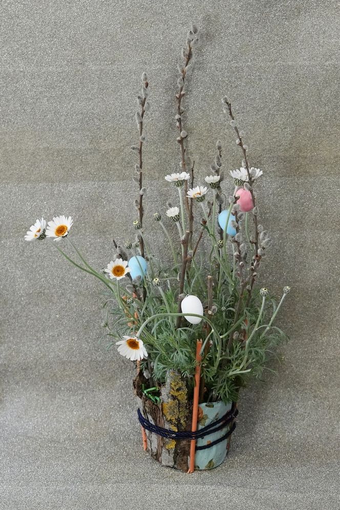 Húsvéti díszek a Tünde virágüzletben 