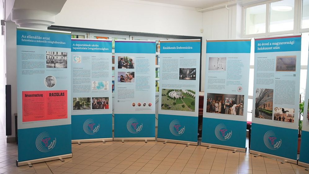 A Zachor Alapítvány Volksbund elnevezésű vándorkiállításának megnyitója az Erkel Ferenc Gimnáziumban