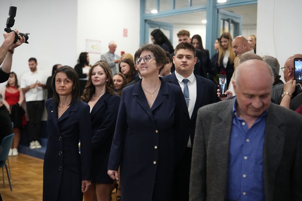 Román gimnázium: ballagás