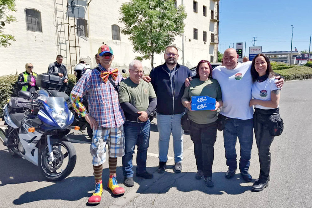 A medgyesegyházi motorosokkal együtt szerveztek jótékonysági akciót a Viharsarki Motoros Csoport tagjai a zsadányi anyaotthon javára
