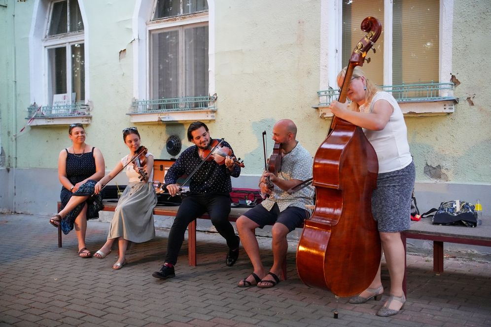 Hídfő Fesztivál: Élővíz Zenekar - népzenei koncert