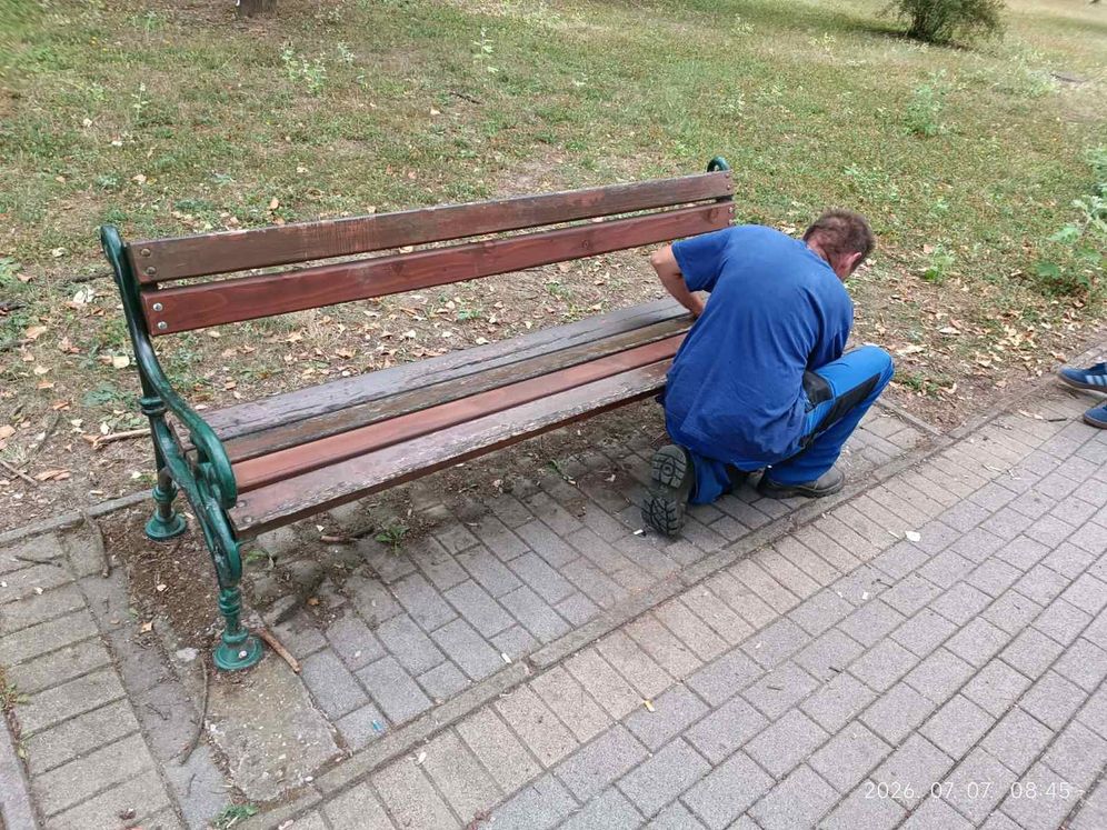 Padcsere a Csigakertben