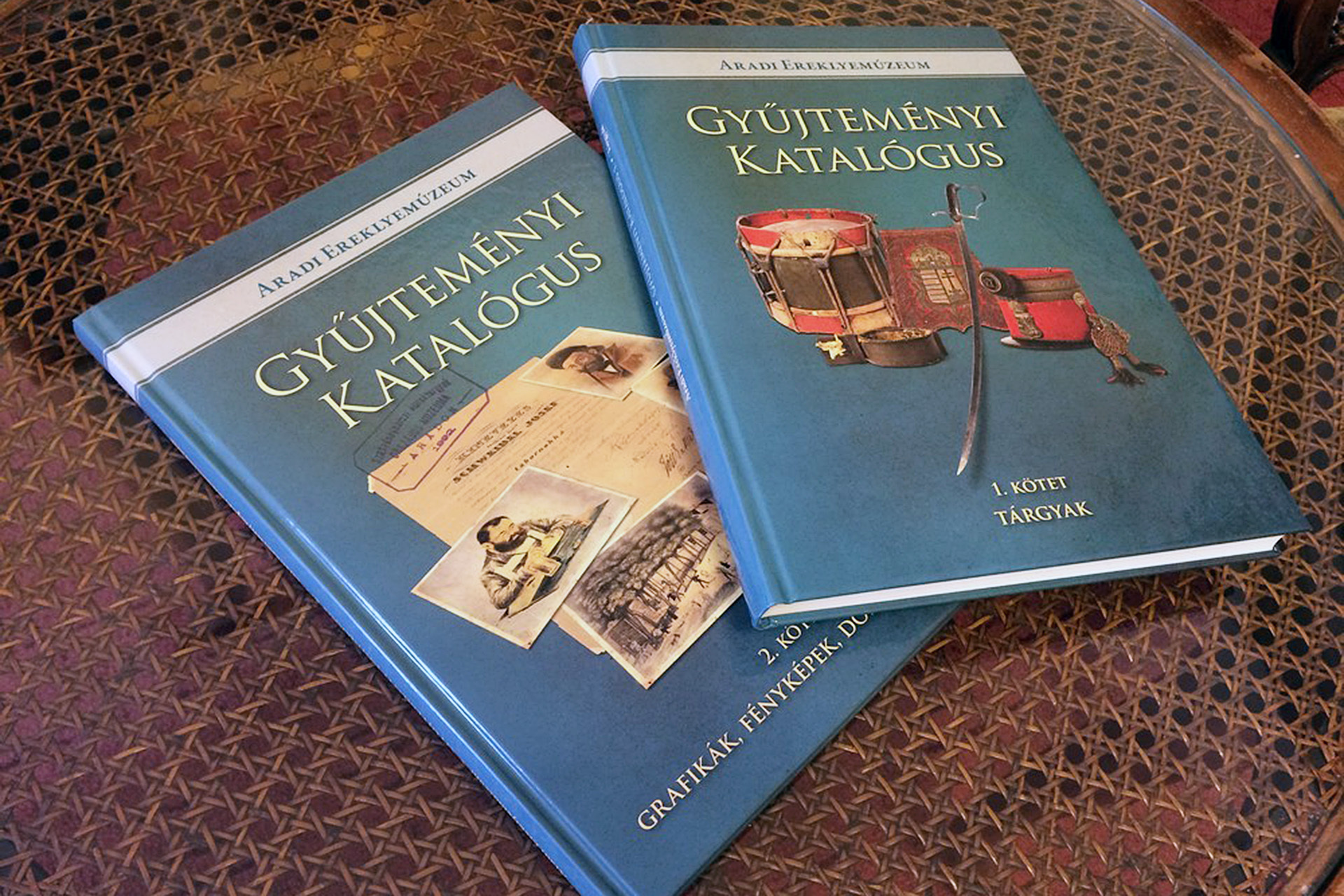 ____Eredeti-katalogus.jpg